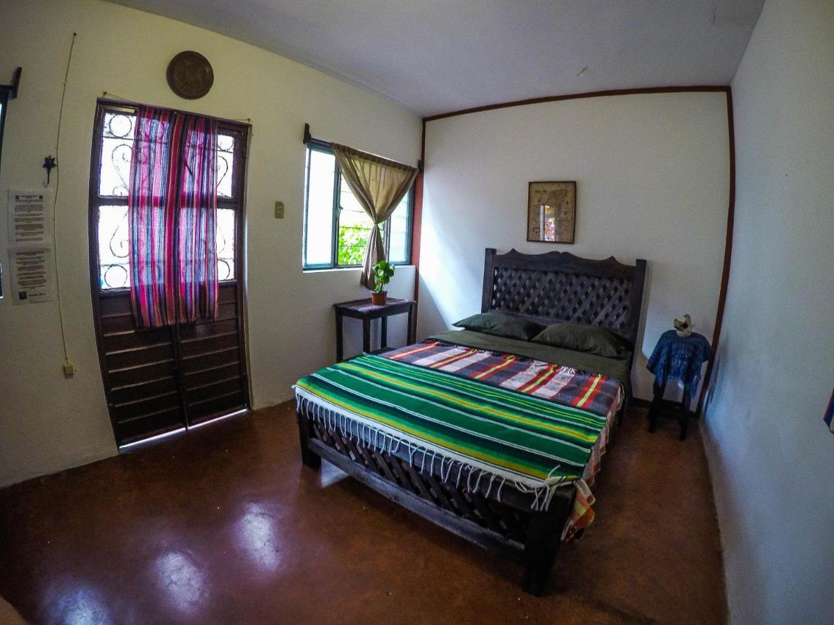Hostel El Nagual San Cristóbal de Las Casas Exteriör bild